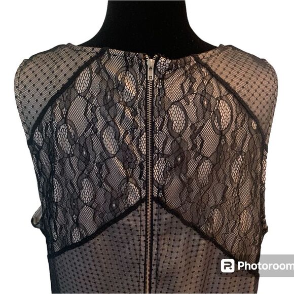 Forever 21 plus black lace dress 2X - Picture 4 of 6